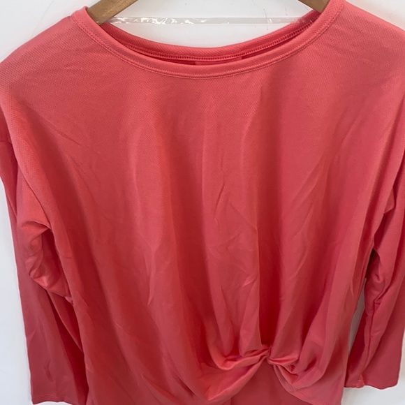 (A56) Pro Player Womens Polyester Athletic Long Sleeve Shirt, Size Large, NWT - Picture 2 of 10